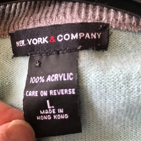 New York & Co. Argyle Button-Front Sweater: Aqua Gray Teal, Women's Size M-L - Picture 4 of 10